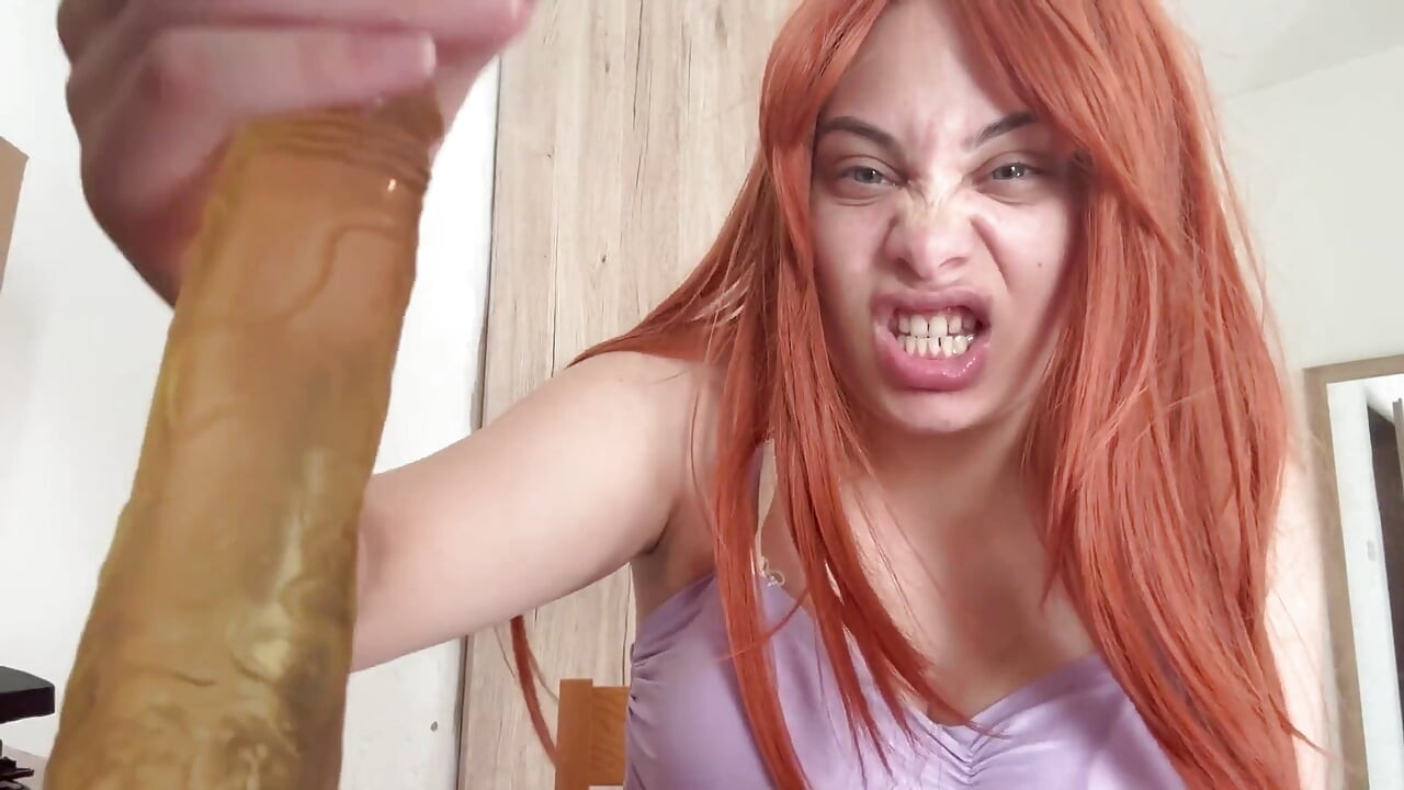 Jag gör dumma phlegm ahegao ansikten och leker med en dildo medan jag gör dumma ansikten jag leker med min fitta och jag är dominerande