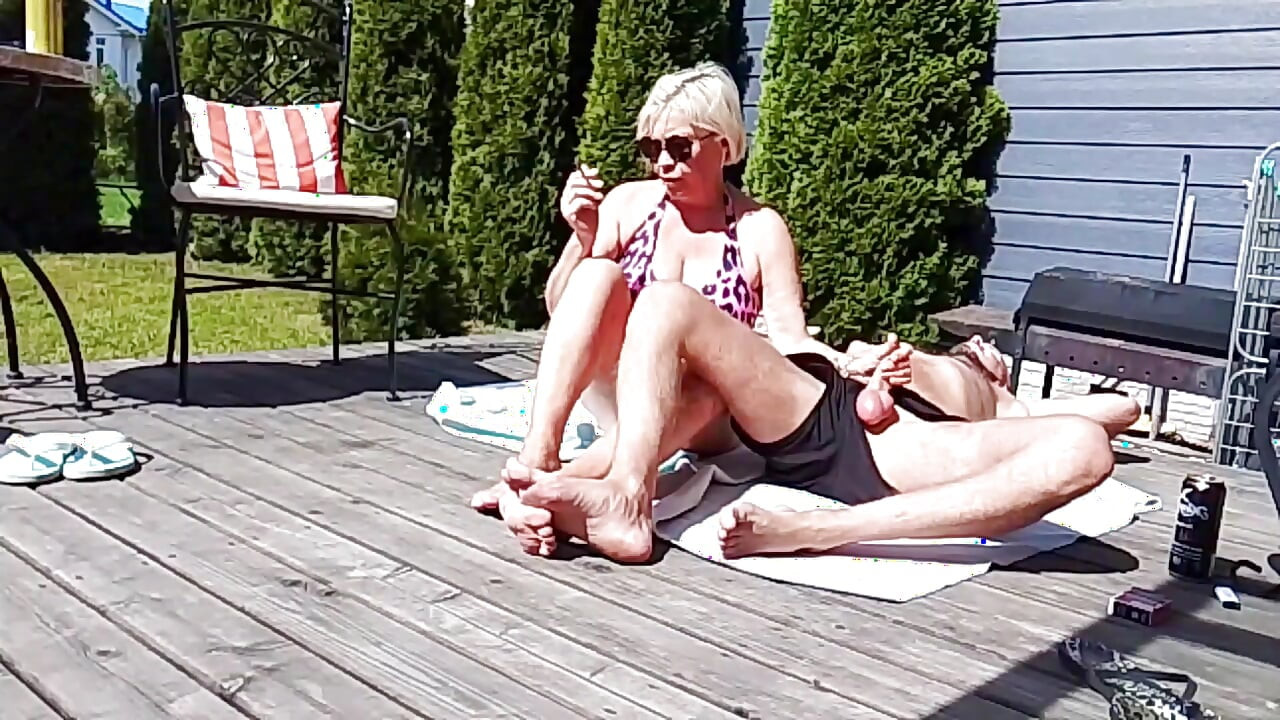 Family vacation with stepmom in the backyard in front of neighbors