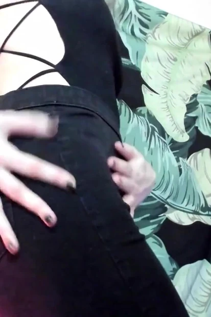 Erotic massage rubs you just right ASMR