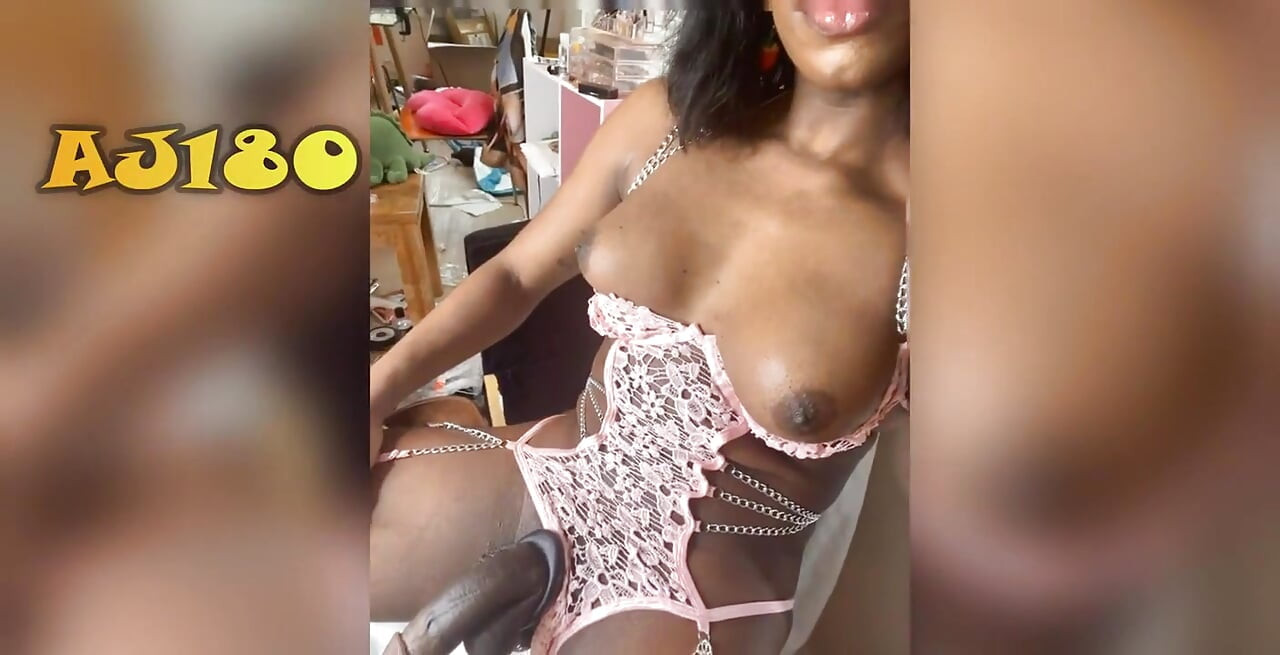 Three She Blows I had 3 days of pent up cum, 3 days to make rent, so, here's 3 cumshots!