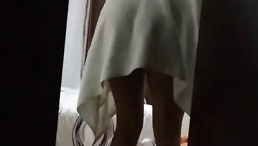 Komşuyla havluda buluşuyor