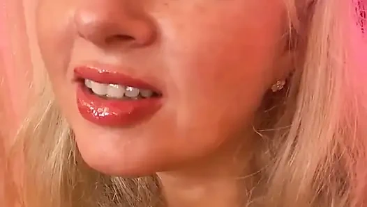 Так горячие за кулисами фильм день жареной вторник, но не жарка в два смычка. Я предпочитаю 1:1 в любом случае..