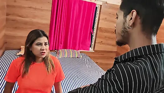 Hintli yenge otelde yabancı bir adamla seks yaparken yakalandı ve videosu viral oldu