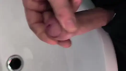quck mastürbasyon yapıyor