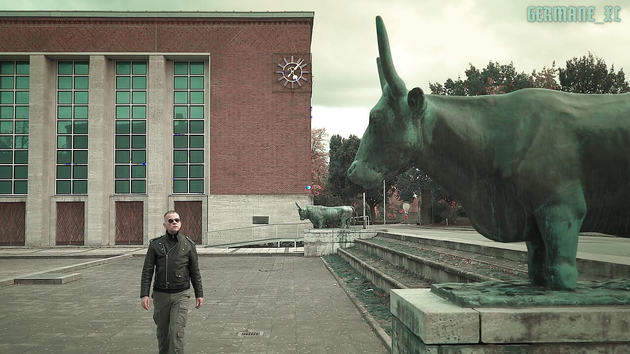 Berlin Leather 11