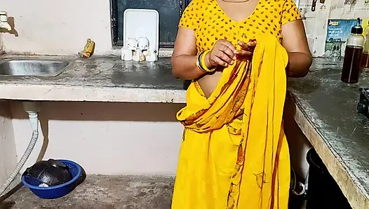 Sasur ne bahu ko kichen me hi pel diya