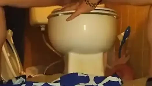 Jackie yapay penis binmek girişimi
