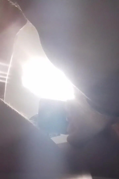 金发双马尾的熟女口交, 嘴里含着射精液