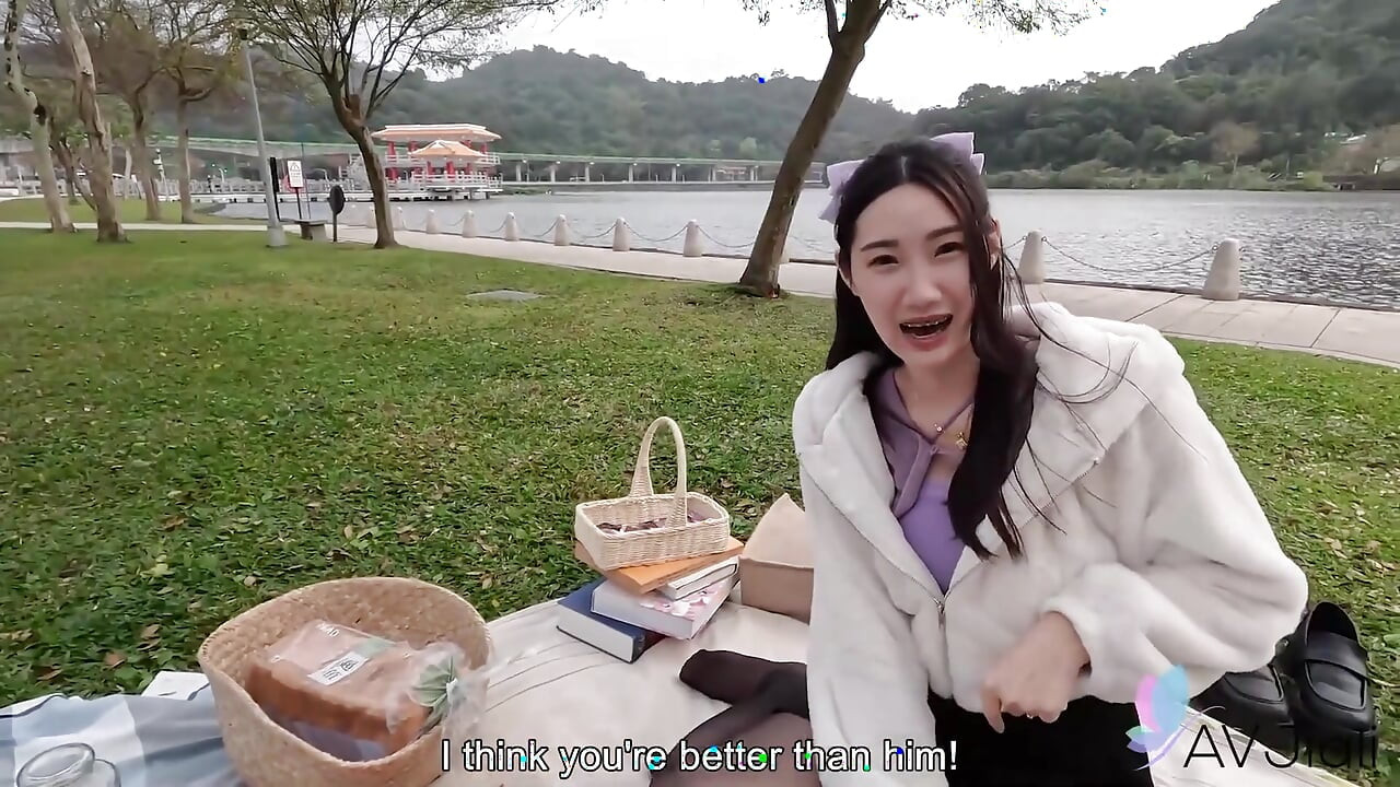 POV Date with Dominant Goddess Li Er