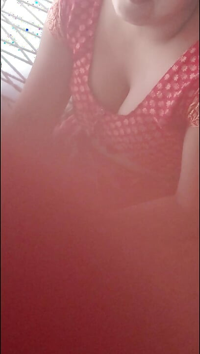 Hot Hindi audio