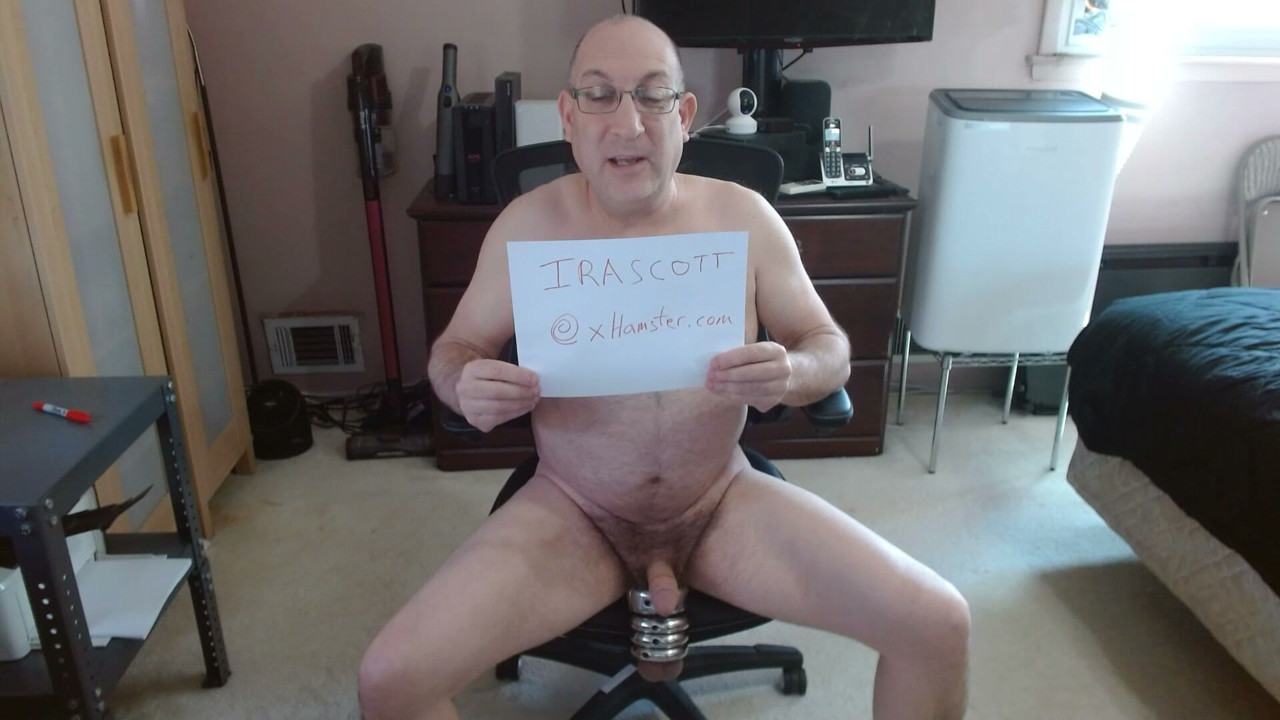 irascott - ballstretcher - xHamster