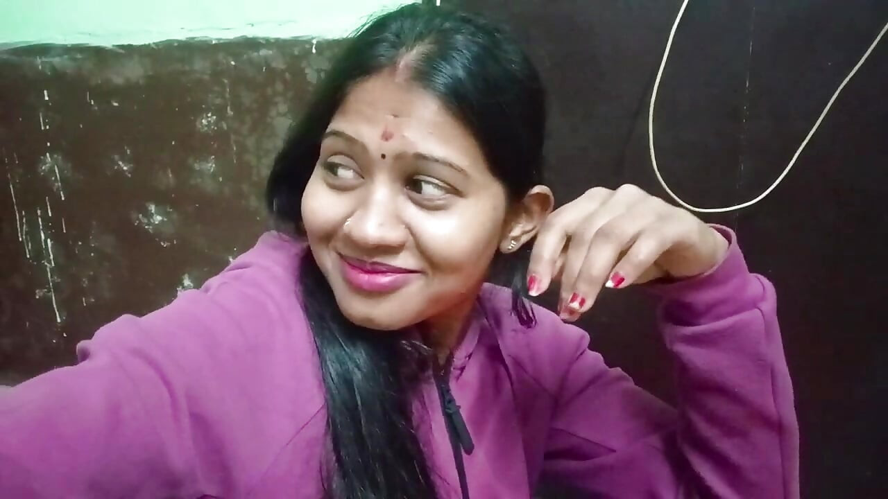 Bur me ungali karte chacha ne pakda aur chod diya