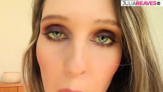 Extrem enge muschi mit einem riesendildo gefickt