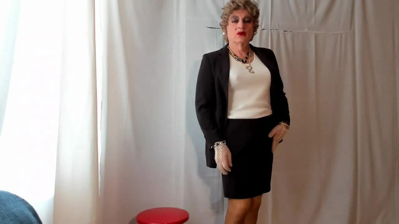 Sexyputa ποζάρει στην κρεβατοκάμαρά της