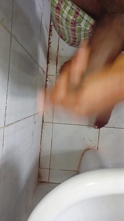 Masajeando mi polla