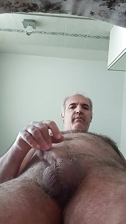 Tutorial for a Pleasant Penis Massage with a Flow of Sperm on the Smartphone Screen