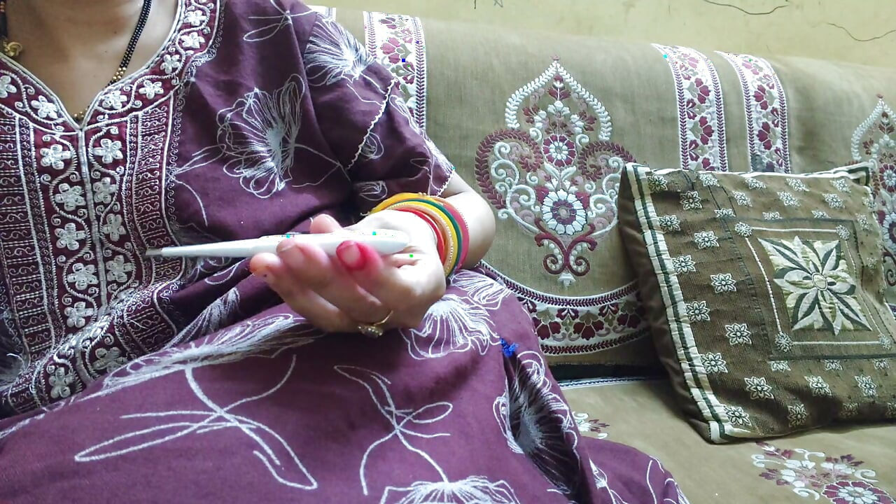 Bhabhi ki chut ki garmi 98° thi chod kar thanda kiya bhabhi ko
