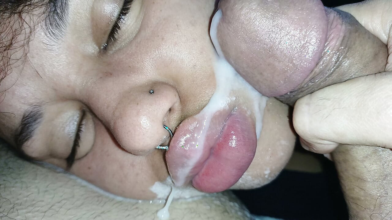 CREAMPIE FACIAL: CUMMING ALL OVER THIS SLUT'S BEAUTIFUL LIPS