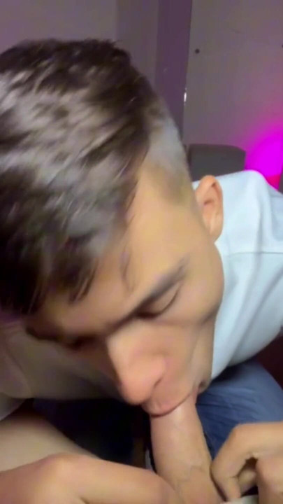 YOUNG LATINO TWINK guy gets fucked by the weird mechanic who repaired my bike on the street | Clip 1