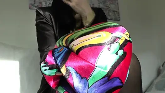 Satin Fetish: Hot Masturbation Game, Lady Victoria Valente