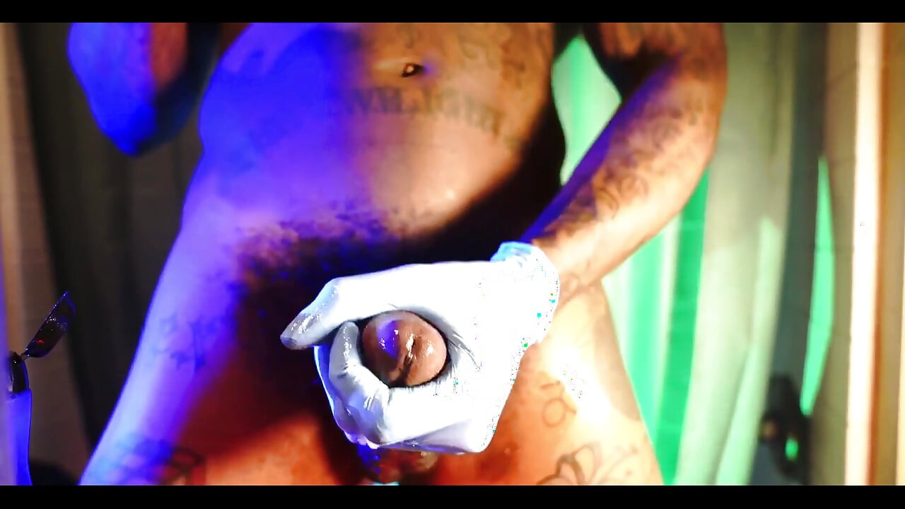 बड़ा काला पूजा Hallelujah Johnson (मुझ पर भरोसा करो)