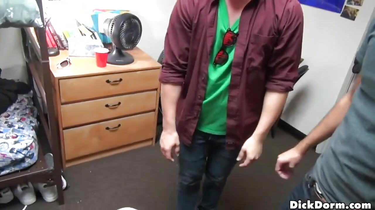 Reality Dudes - These Guys Figure Out How to Make Money Real Quick with Dick Dorm