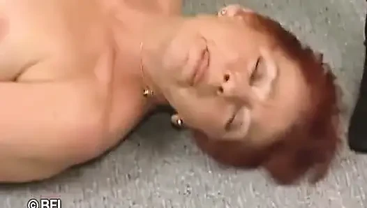 Redhead granny in stockings ride dick
