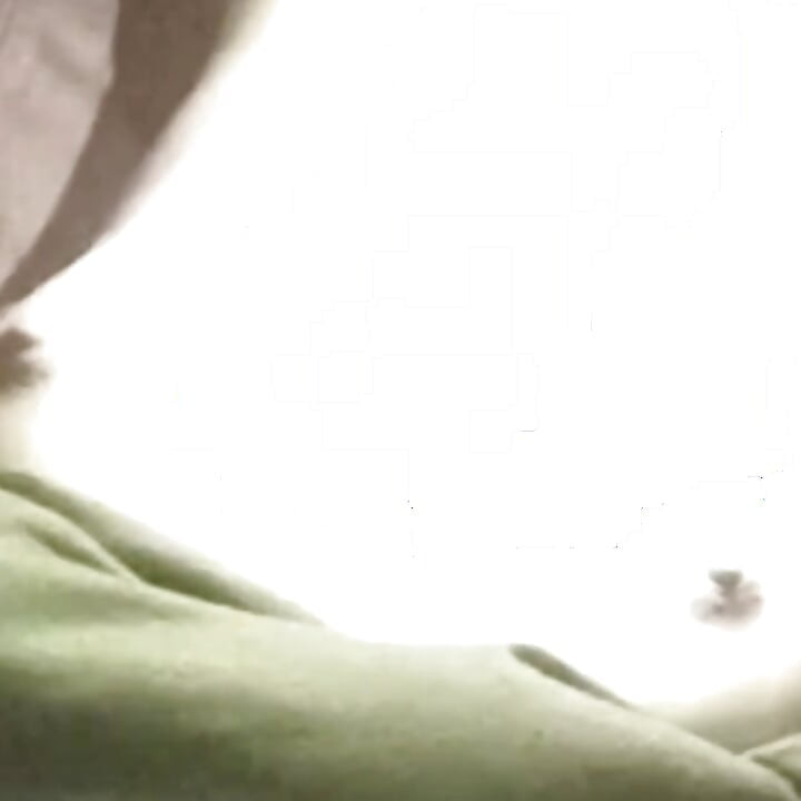 被鄰居的丈夫用手指捅了捅