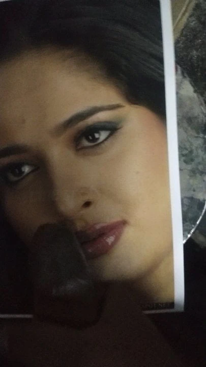 anushka cum tribute