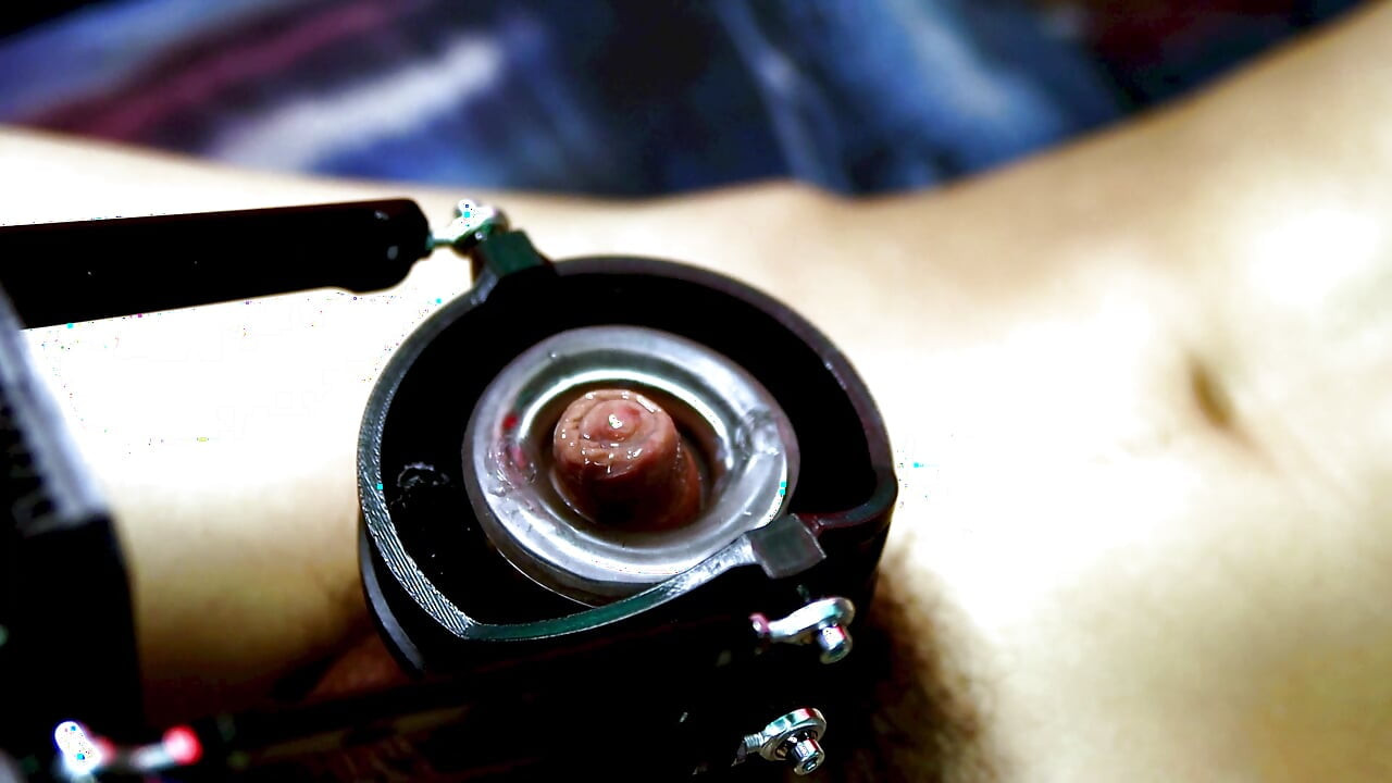 Training my dick again. Jerk off machine.