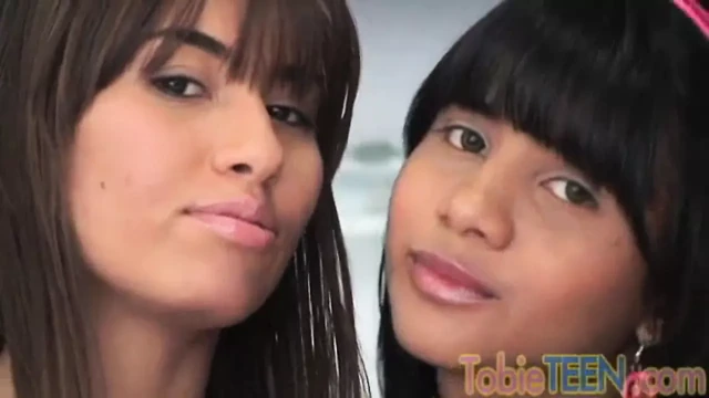 Tobie – Teen Lesbian Sluts Fingering Tight Pussies