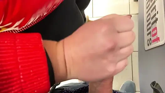 Extreme Risky Handjob in Supermarket an Wiped Cum on Product:p!