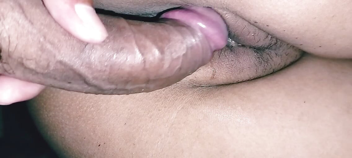 xxx लड़की चूत लीक होने के साथ जोरदार सेक्स करती है