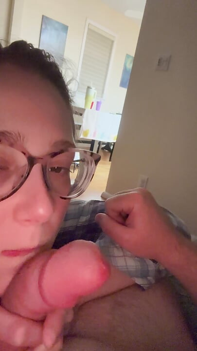 Milf esposa faz você chupar