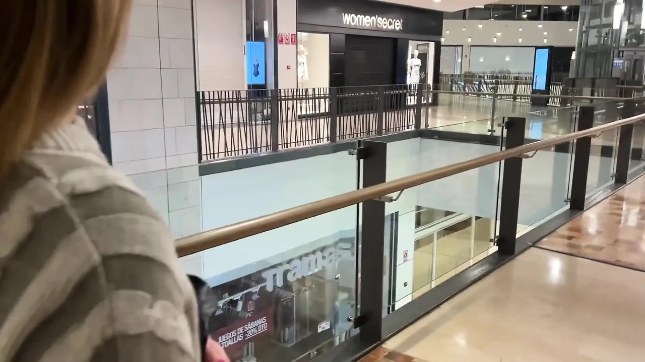 The First Meeting in the Cinema Led to Sex with a Blonde with a Big Ass and Ejaculation Inside