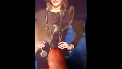 Maisie williams cumtribute #2