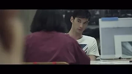 Gợi cảm và khiêu dâm - hành động 1