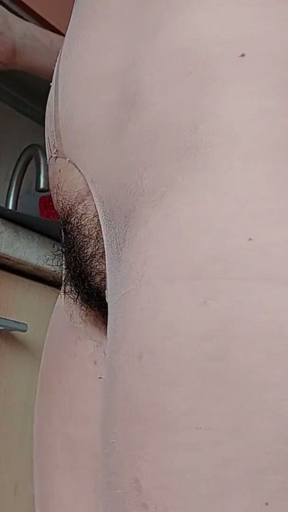 Amateur milf pussy hair, big ass, big tits. Sexy amateur wife in the kitchen. | Clip 1