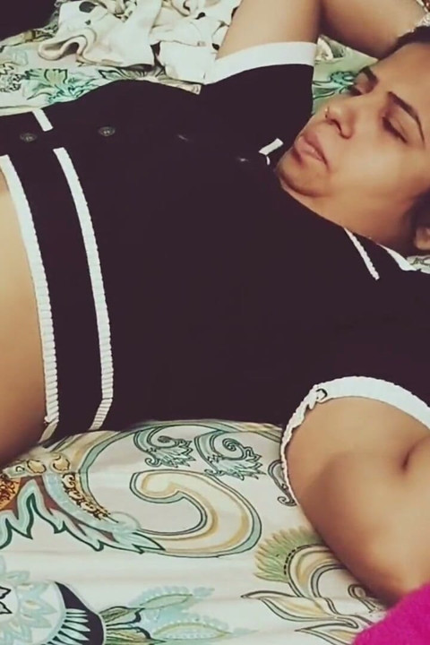 Une petite amie desi indienne excitée se fait baiser, bhabhi hardcore