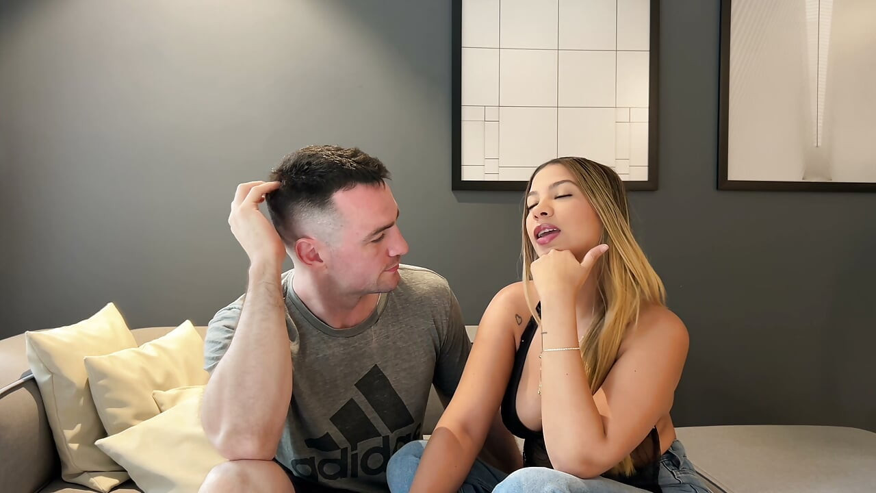 10 οικείες ερωτήσεις με την Campanita Maria και τον Andres Acosta