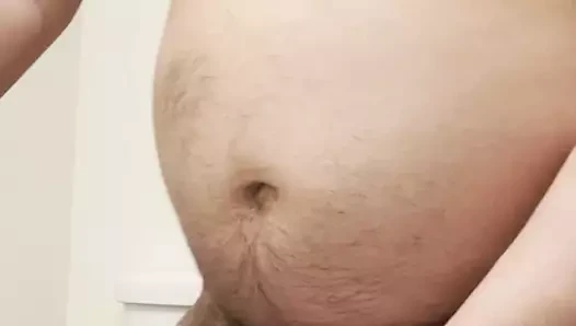 Guy Jerks Off Before Shower