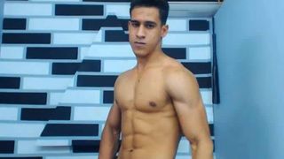 2. Colombian Handsome Boy On Cam, Nice Cock & Bubble Ass
