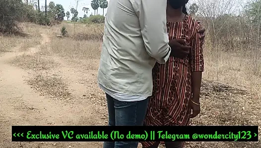 Замужняя домохозяйка наслаждается трахом на улице