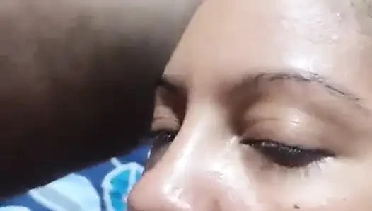 Ein Freund Meines Mannes Kam Zu Meinem Bett, Um Meine Nasse Muschi Zu Ficken, Und Ließ Mich Voller Sperma Zurück