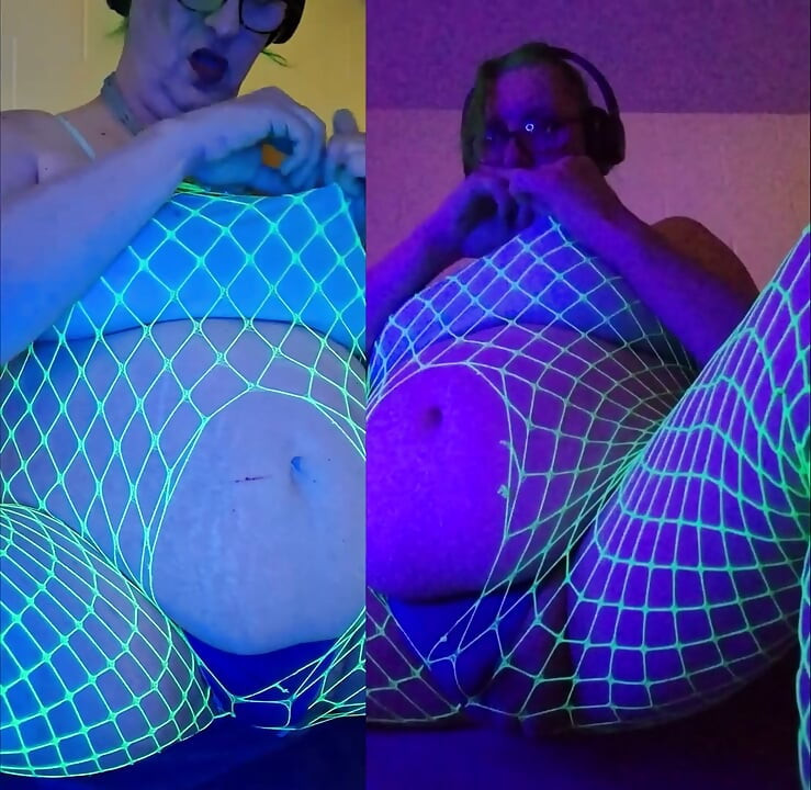 Double Mint Cum - a Green Goddess hologram