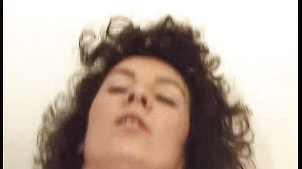 Curvy MILF Stretched Wide by Throbbing Cock in Steamy Fuck