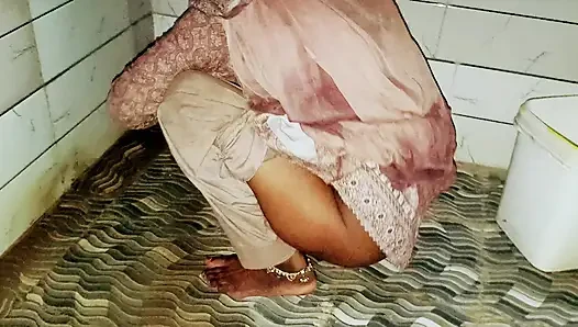 Stiefmutter ke ladke ne mujhe pel diya