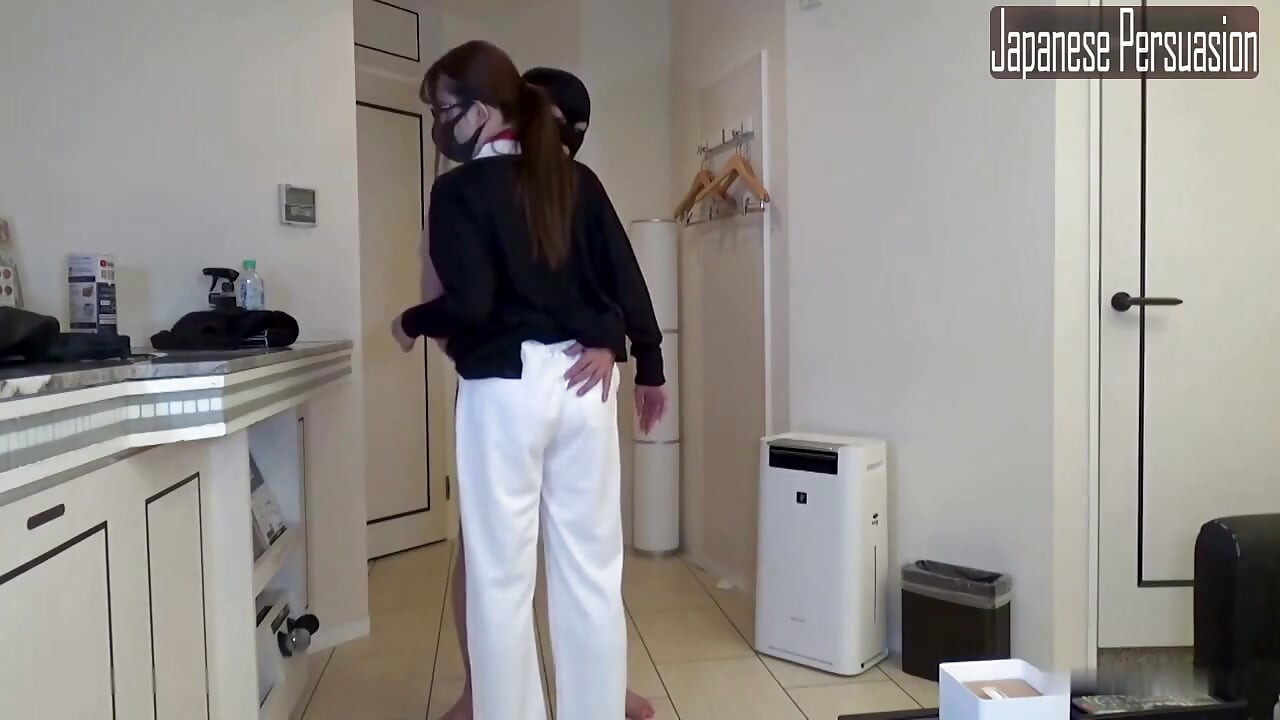 Famous Gyaru Nurse in Hospital, Deep Throat Pleasure Leads to Repeated Climax and Creampie Finish