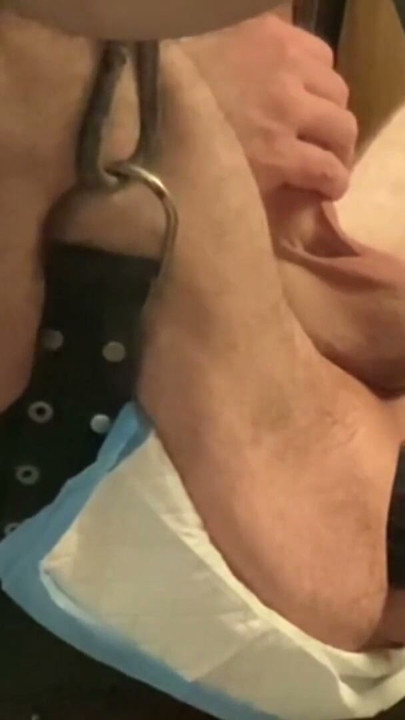Dokaz da ne trebaš tešku fisting sesiju da ti se rupa uništi i izjebe | Klip 1