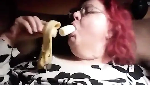 Canlı kamerada muz yiyen hemşire Vicki